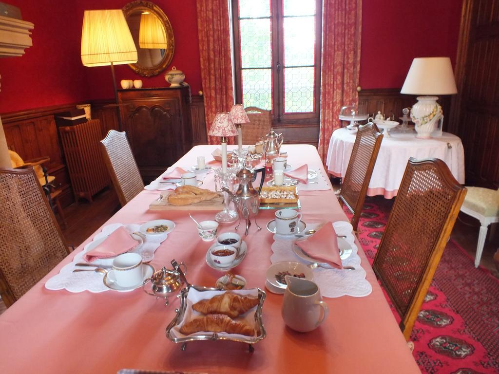 Vivy シャトー ド ナジ Bed & Breakfast エクステリア 写真
